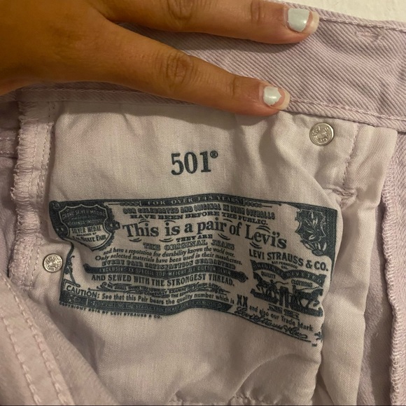 LEVI LAVENDER 501® ORIGINAL HIGH RISE WOMEN'S SHORTS - Picture 7 of 8
